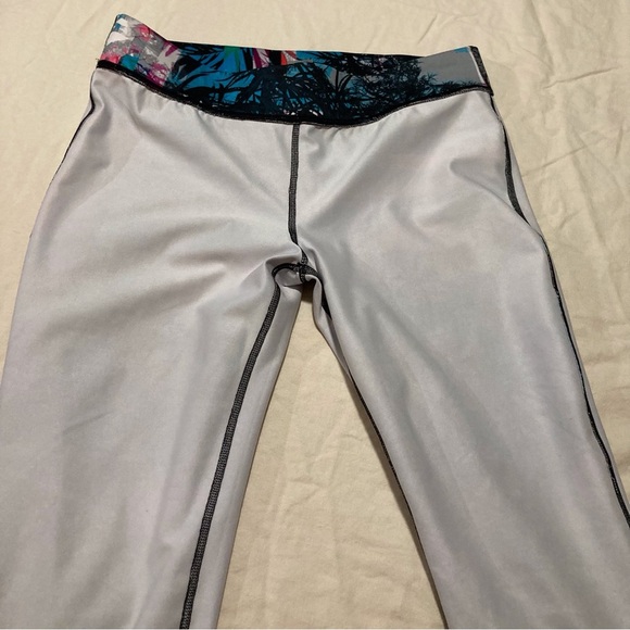 Fila Blue and Pink Artistic Leggings - Picture 9 of 11